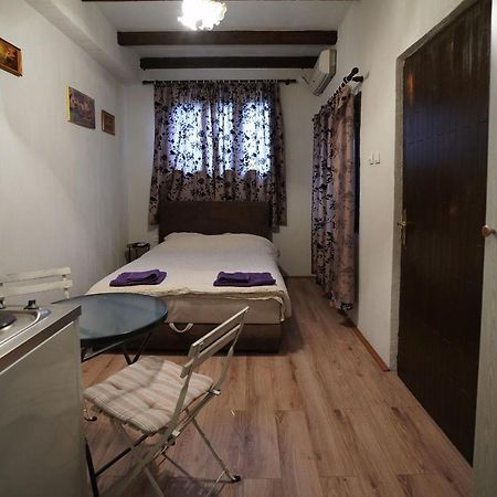 Apartman Rale Belgrado Buitenkant foto